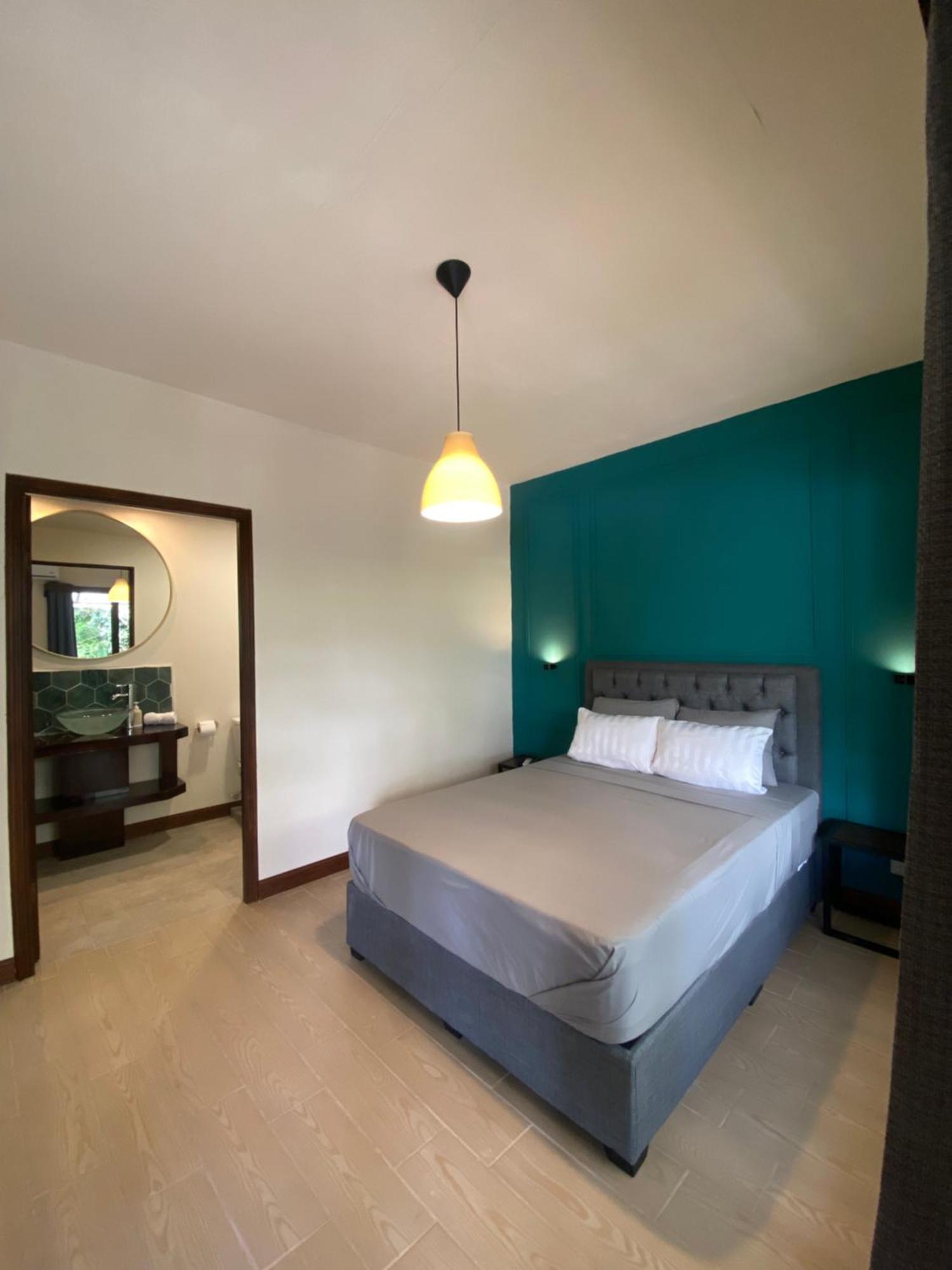 Oasis By Franklin Hotel Boutique La Fortuna Exterior photo