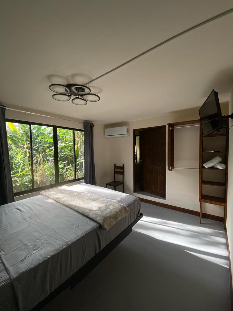 Oasis By Franklin Hotel Boutique La Fortuna Exterior photo